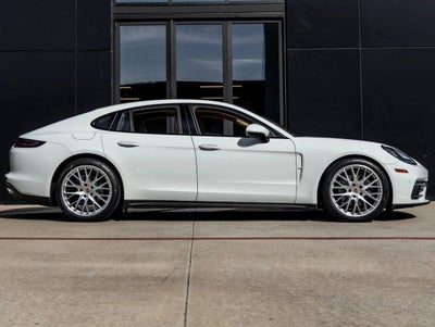 2018 Porsche Panamera Panamera