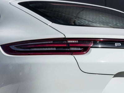 2018 Porsche Panamera Panamera