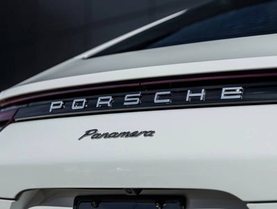 2018 Porsche Panamera Panamera