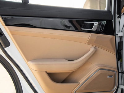 2018 Porsche Panamera Panamera