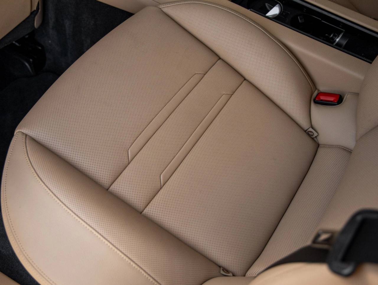 2018 Porsche Panamera Panamera