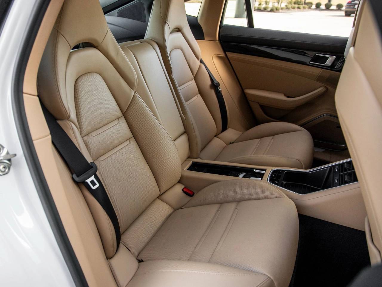 2018 Porsche Panamera Panamera