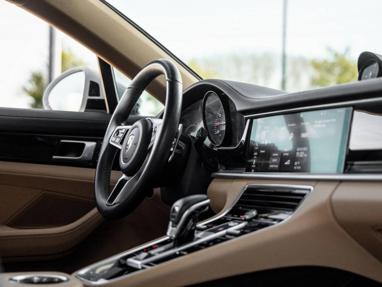 2018 Porsche Panamera Panamera