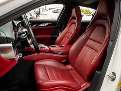 2020 Porsche Panamera Panamera