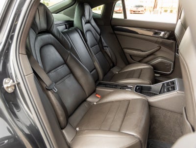 2017 Porsche Panamera Panamera