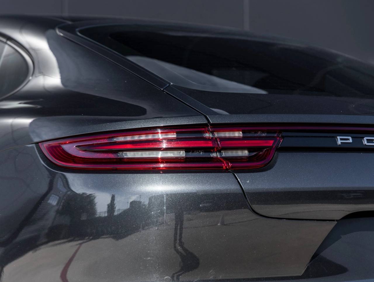 2017 Porsche Panamera Panamera