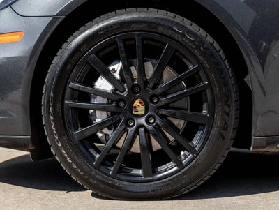 2017 Porsche Panamera Panamera