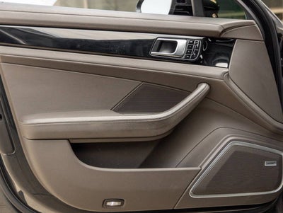 2017 Porsche Panamera Panamera