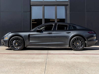 2017 Porsche Panamera Panamera