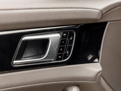 2017 Porsche Panamera Panamera