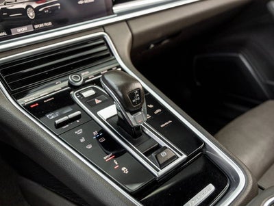 2017 Porsche Panamera Panamera