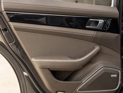 2017 Porsche Panamera Panamera