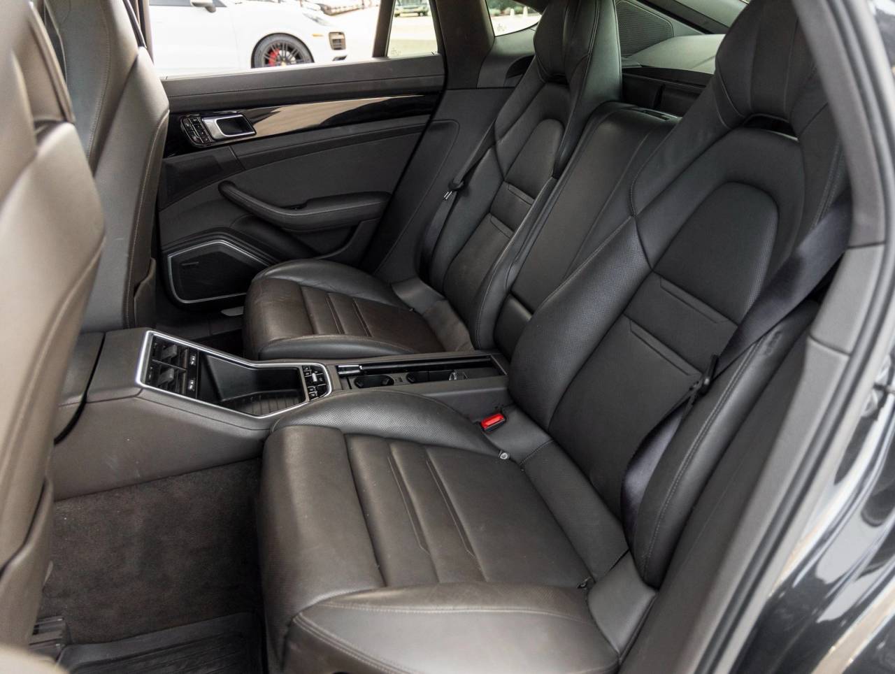 2017 Porsche Panamera Panamera