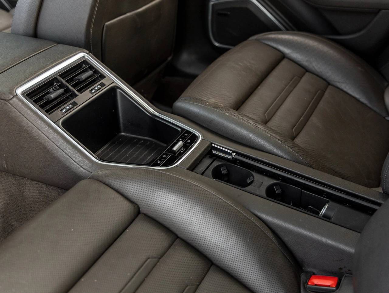 2017 Porsche Panamera Panamera