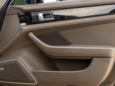 2017 Porsche Panamera Panamera