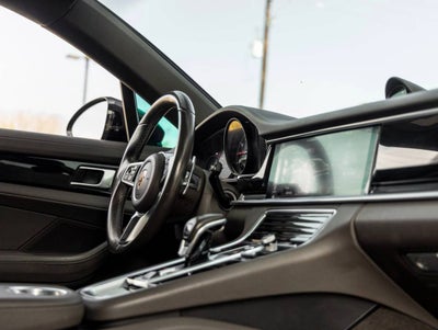 2017 Porsche Panamera Panamera