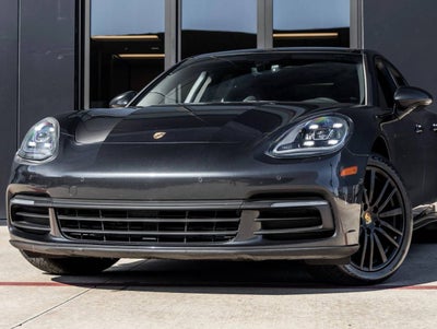 2017 Porsche Panamera Panamera
