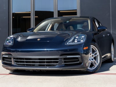 2018 Porsche Panamera Panamera