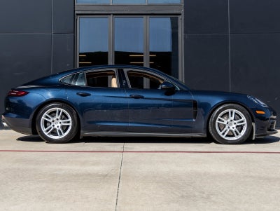 2018 Porsche Panamera Panamera