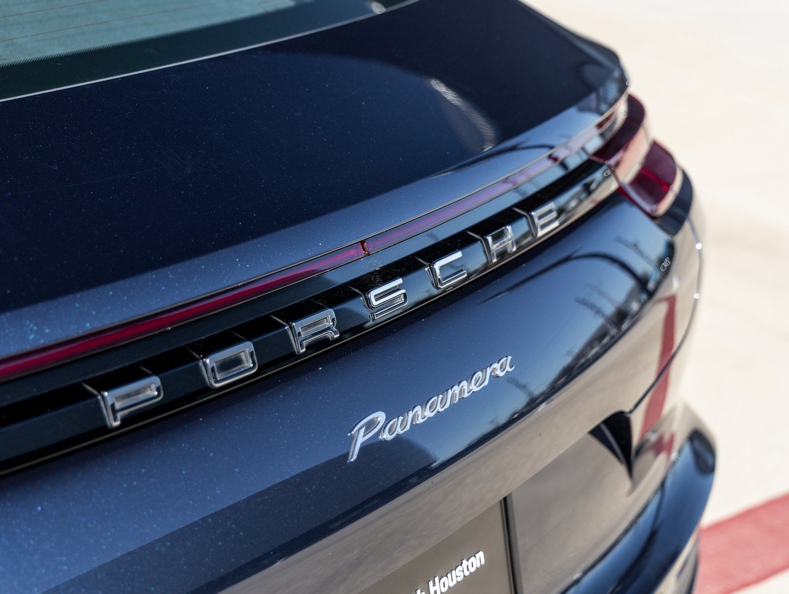 2018 Porsche Panamera Panamera