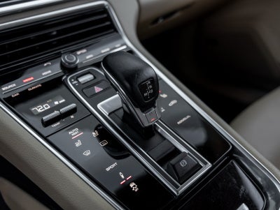 2018 Porsche Panamera Panamera