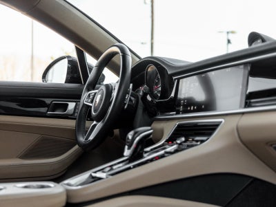 2018 Porsche Panamera Panamera