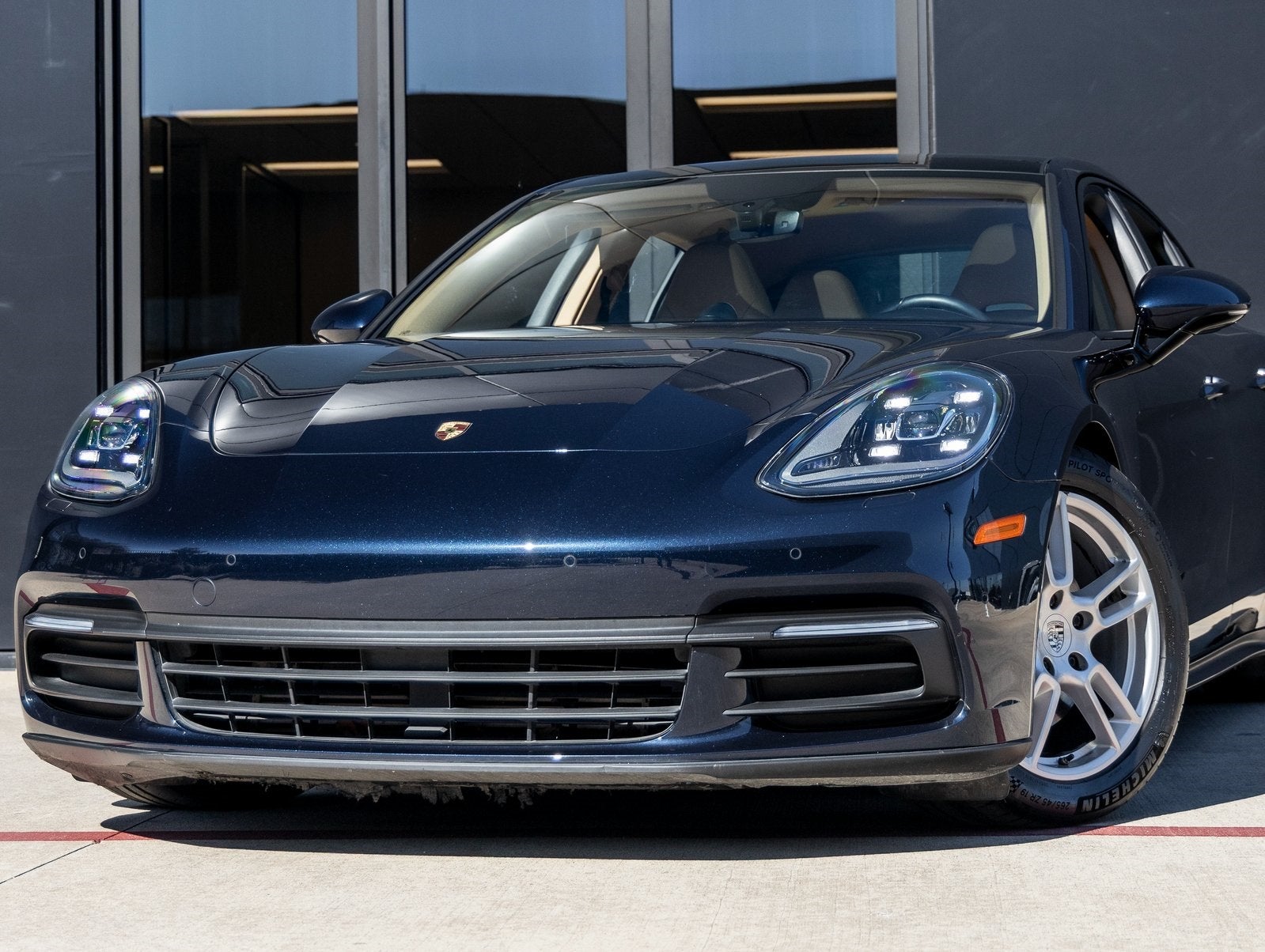 2018 Porsche Panamera Panamera