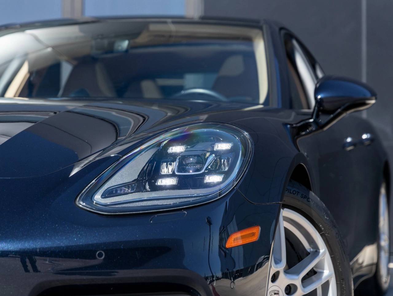 2018 Porsche Panamera Panamera