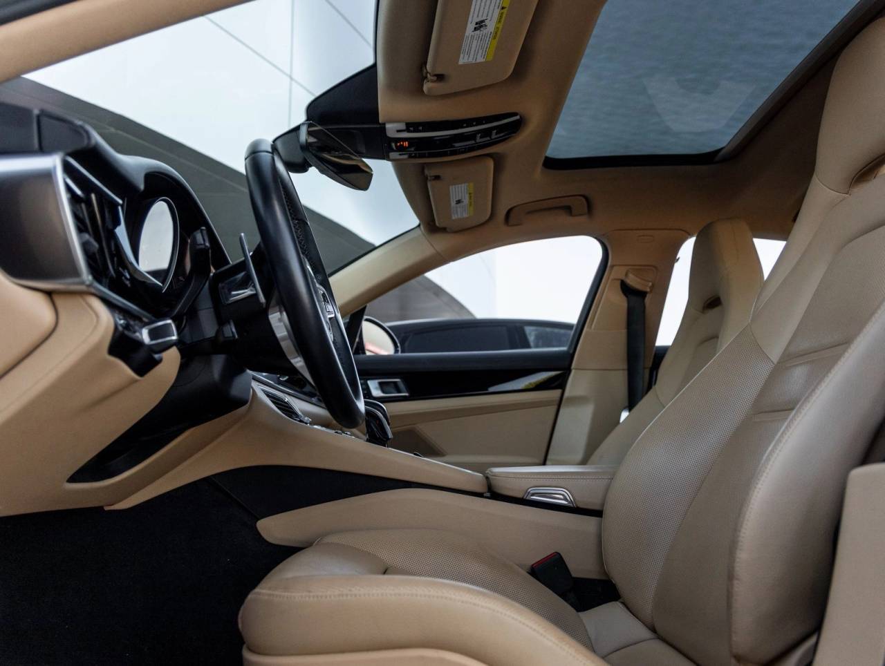 2018 Porsche Panamera Panamera