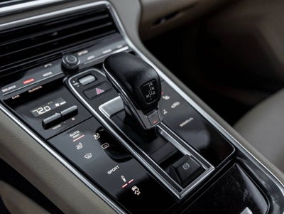 2018 Porsche Panamera Panamera