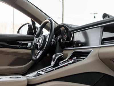 2018 Porsche Panamera Panamera