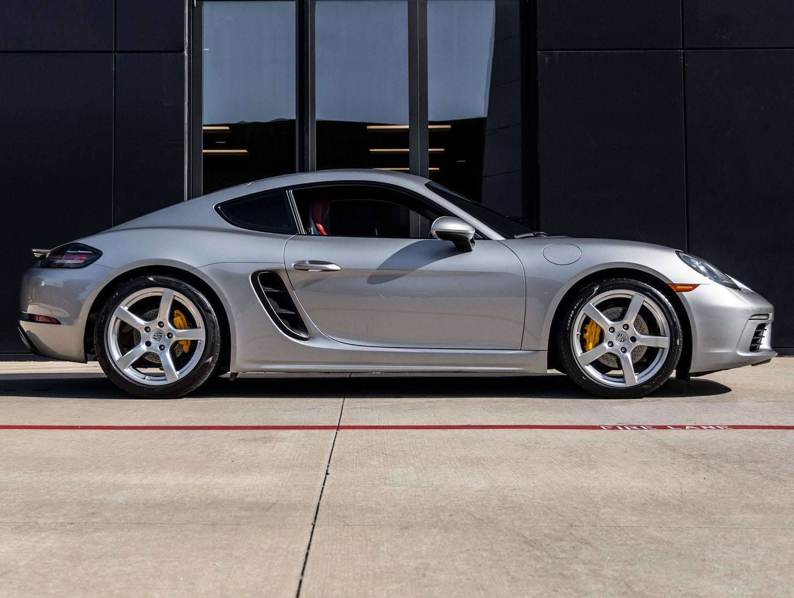 2019 Porsche 718 Cayman Base