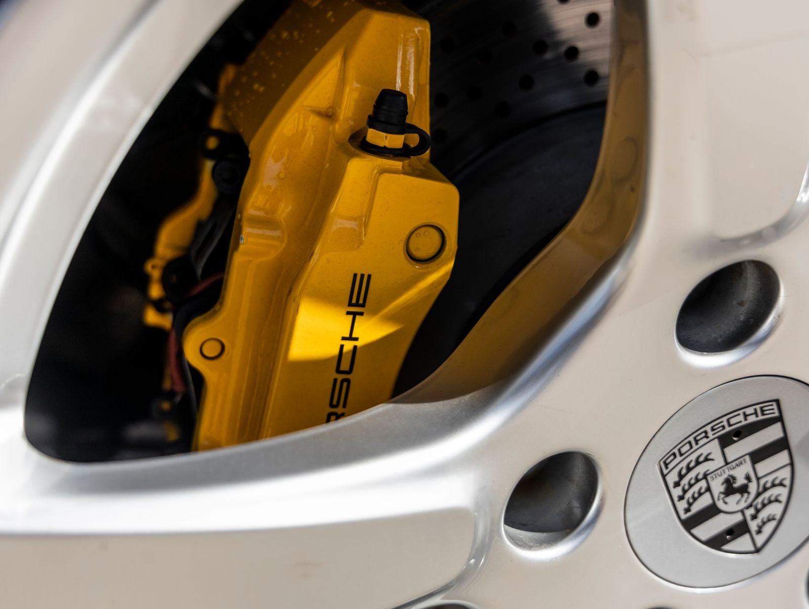 2019 Porsche 718 Cayman Base
