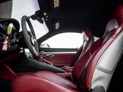 2019 Porsche 718 Cayman Base