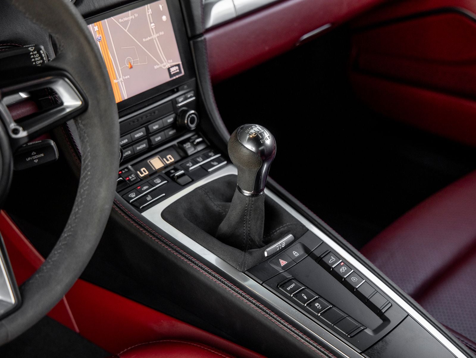 2019 Porsche 718 Cayman Base