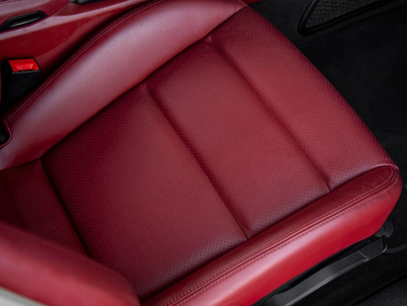 2019 Porsche 718 Cayman Base
