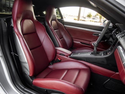 2019 Porsche 718 Cayman Base