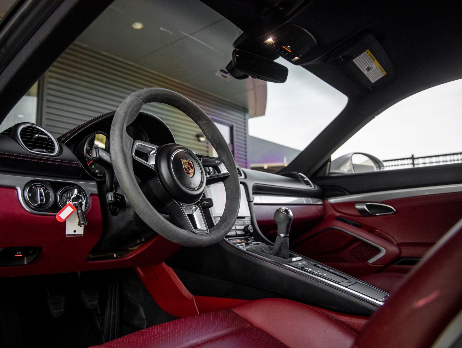 2019 Porsche 718 Cayman Base