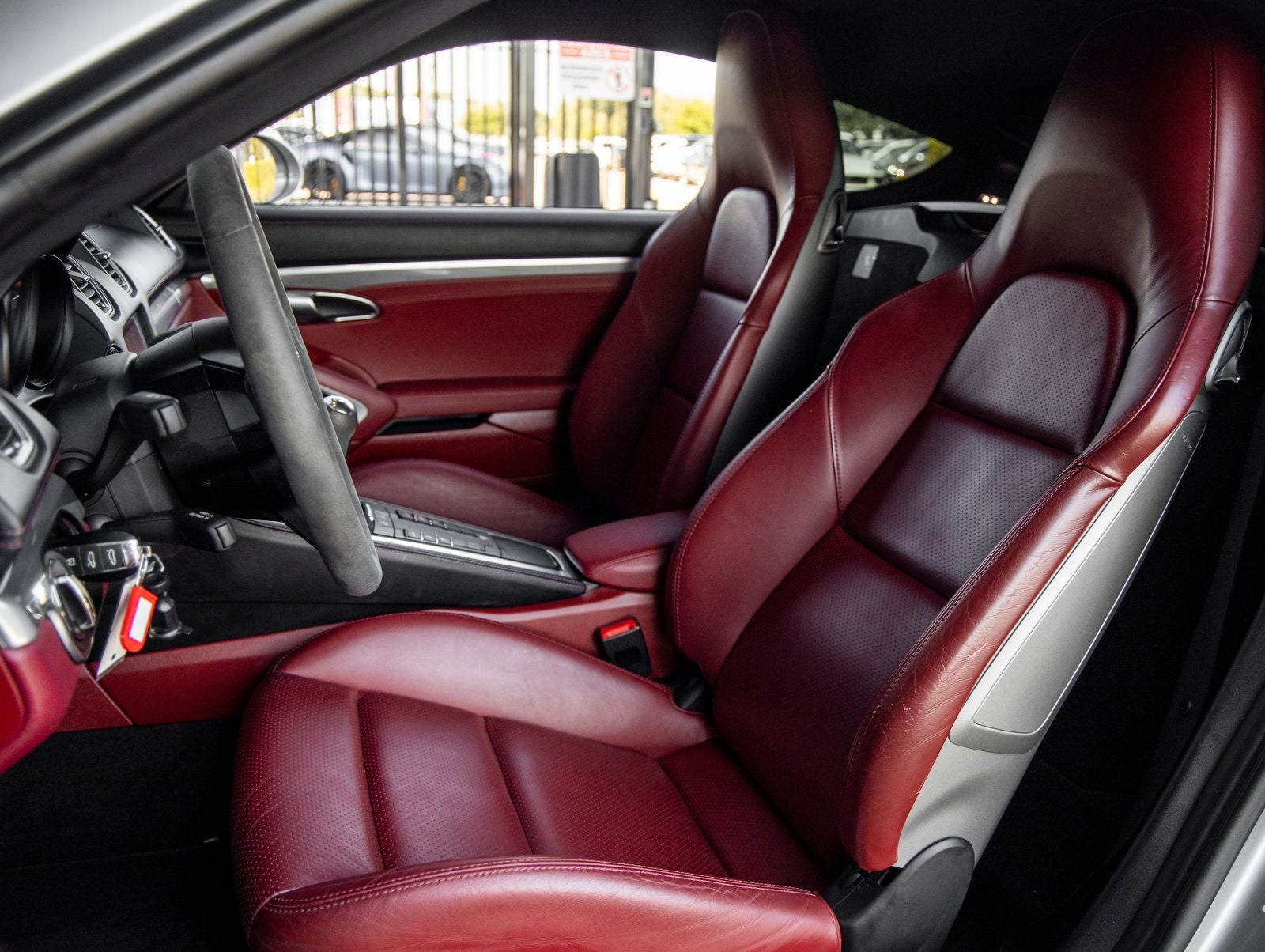 2019 Porsche 718 Cayman Base