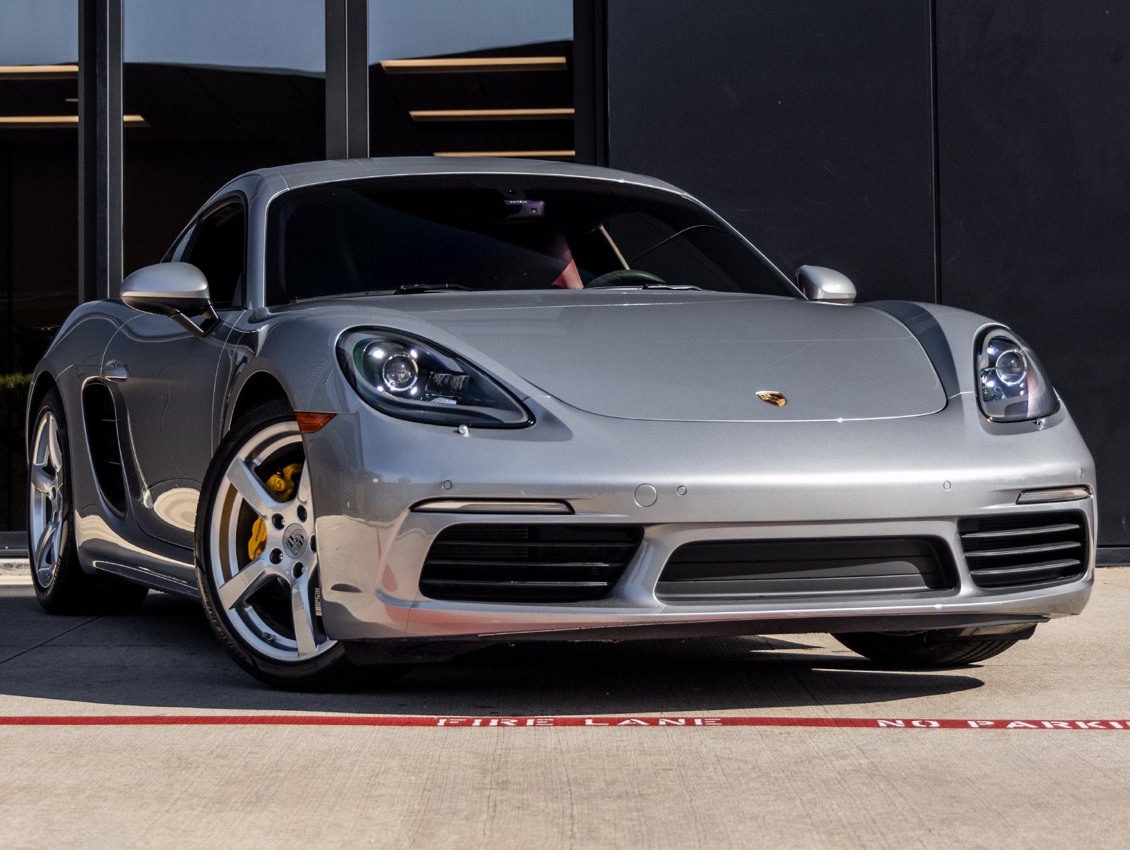 2019 Porsche 718 Cayman Base