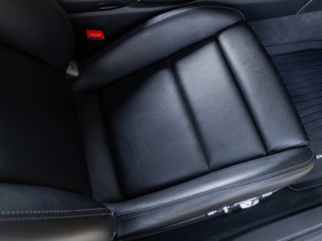 2019 Porsche 718 Cayman