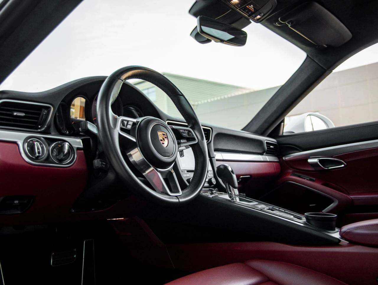 2018 Porsche 911 911 Carrera