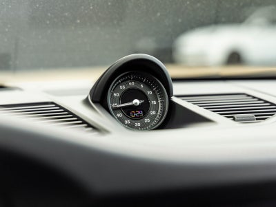 2025 Porsche 911 Carrera