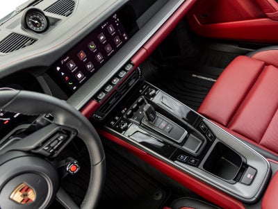 2025 Porsche 911 Carrera