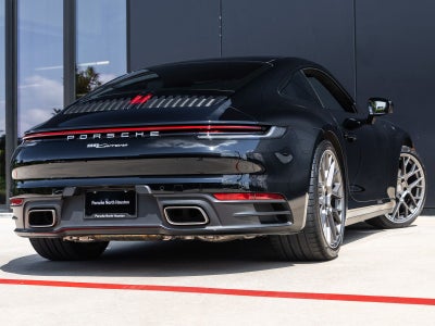 2021 Porsche 911 Carrera