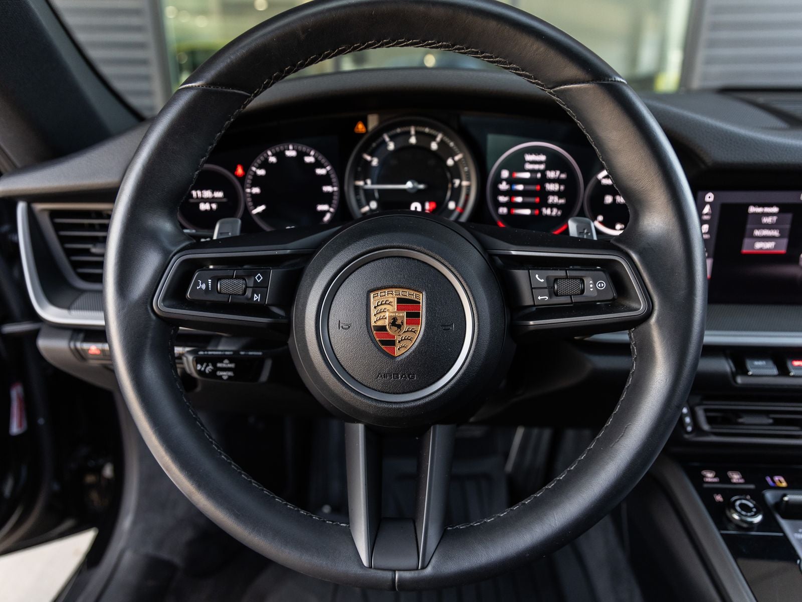 2021 Porsche 911 Carrera