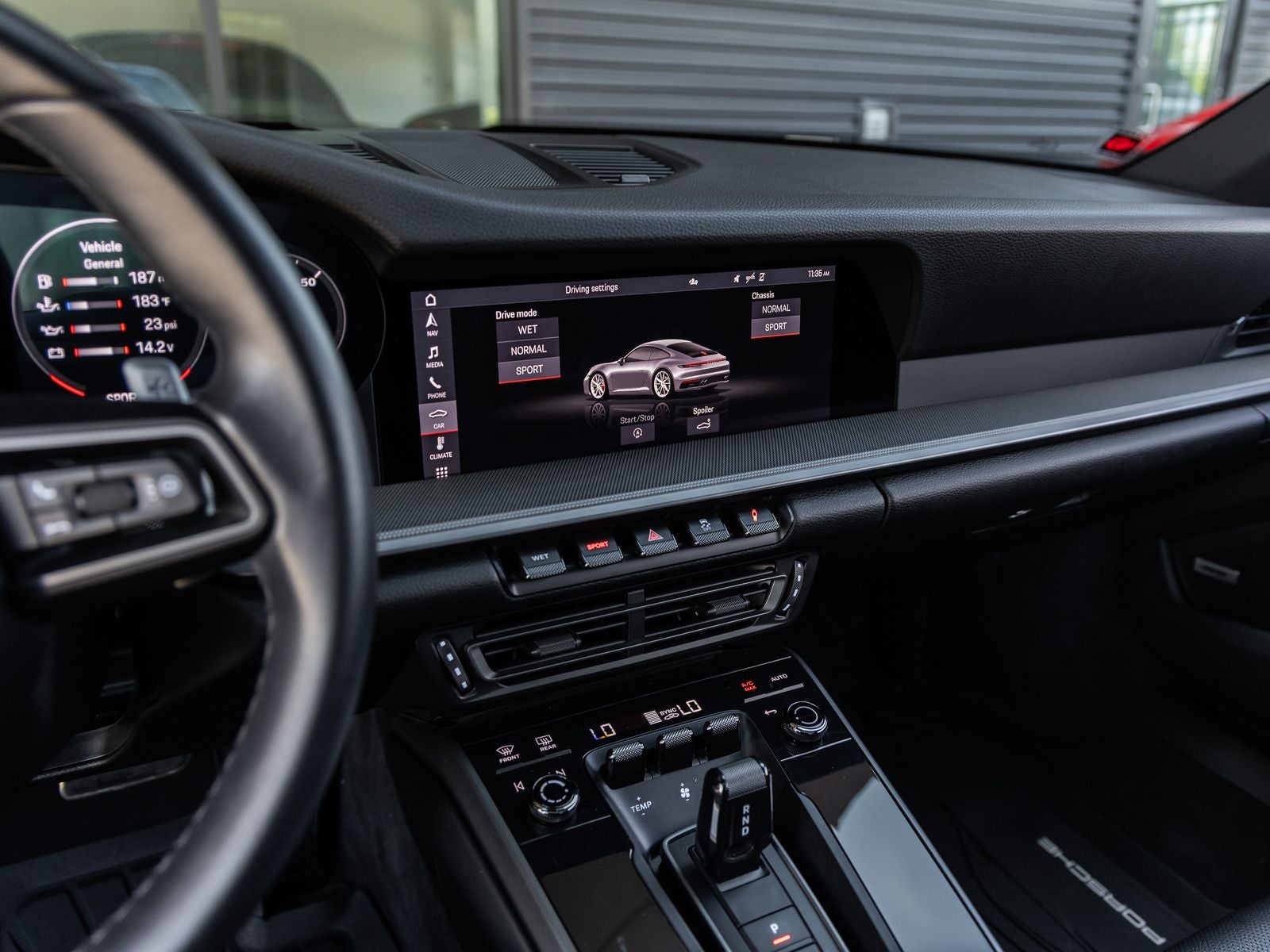 2021 Porsche 911 Carrera