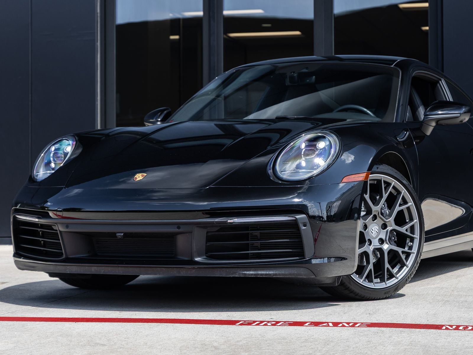 2021 Porsche 911 Carrera