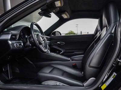 2019 Porsche 911 Carrera