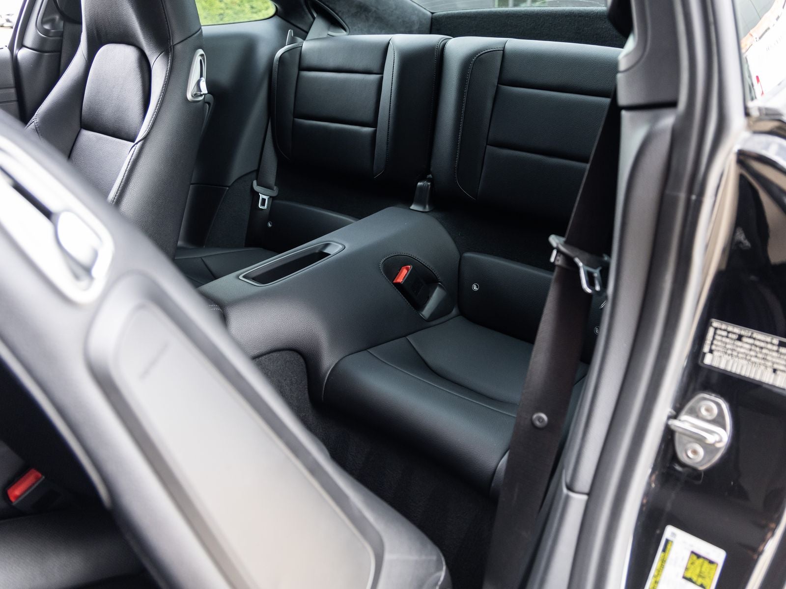 2019 Porsche 911 Carrera